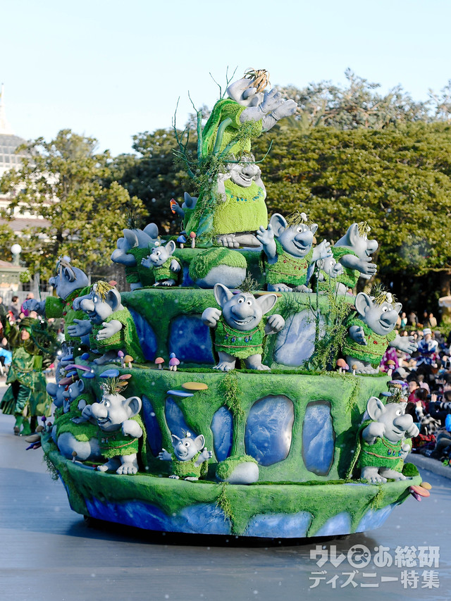 2017年「フローズンファンタジーパレード」｜東京ディズニーランド「アナとエルサのフローズンファンタジー」