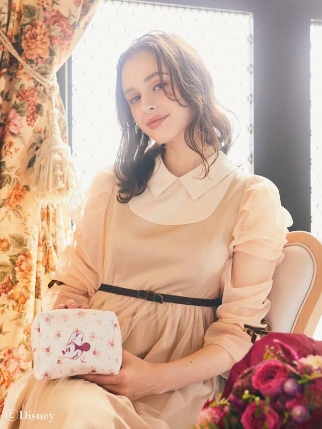 フラワープリントポーチ  ¥4,500