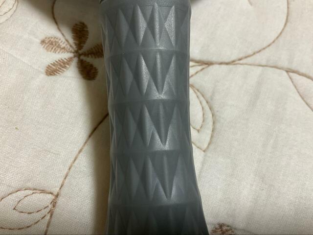 【SanMori ペット用ブラシ】ゴム製で凸凹しているので手が滑りにくい