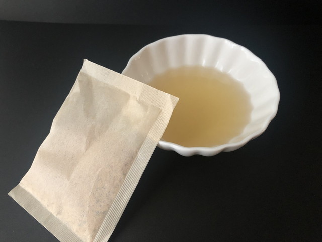 「あご入りだしの素」