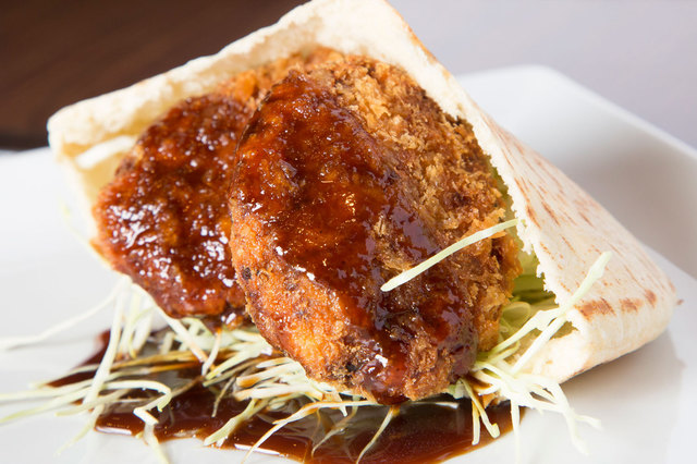 大木屋-匠（日本橋）　大木屋メンチカツサンド