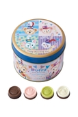 チョコレート ¥900 ※直径約11 × 高さ約8cm ミルク＆スウィート 標準3個、ストロベリー風味＆ミルク 標準3個、メロン風味＆ミルク 標準3個、ホワイト＆ミルク 標準3個｜東京ディズニーリゾート35周年「ダッフィー＆フレンズのハッピーマーチングファン」スペシャルグッズ