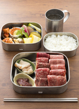 听屋焼肉弁当 黒毛和牛ミックス ハーフポンド(250g)　3,850円(税別)