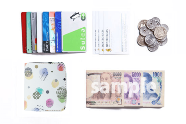 【小さいふ】これだけたくさんのカードやお札が入ります