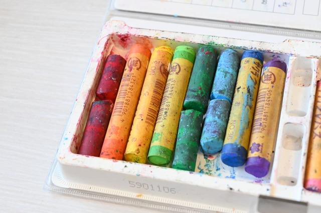 【クレパスのお手入れ方法】巻紙がなくなってしまったクレパスも