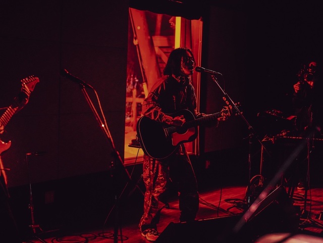 『菅田将暉 LIVE STREAMING VOL.2』より Photo:上飯坂一