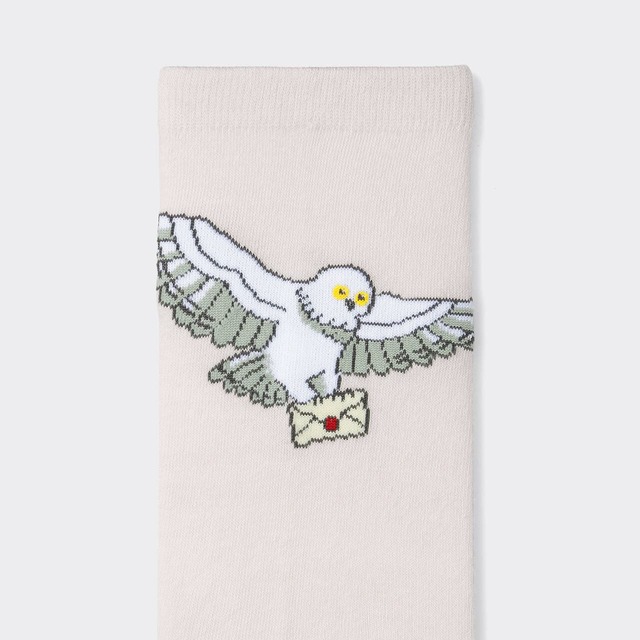 【GU「ハリー・ポッター」スペシャルコレクション】「ソックス Harry Potter」￥390　ヘドウィグ