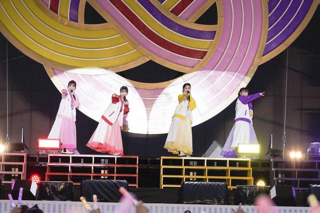 ももいろクローバーZ「ももクロ 春の一大事2022 ~笑顔のチカラ つなげるオモイ in 楢葉・広野・浪江 三町合同大会~」 撮影:増田慶