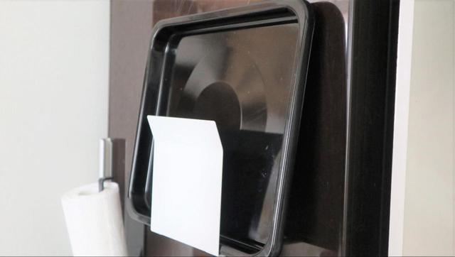 【ニトリ マグネットトレーホルダー】陶器製調理皿も大丈夫