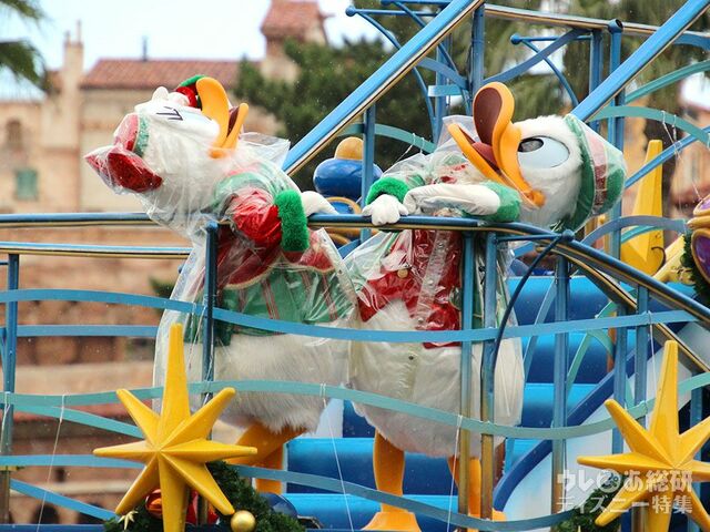 可愛さがあふれてる!「ディズニー・クリスマス・グリーティング」