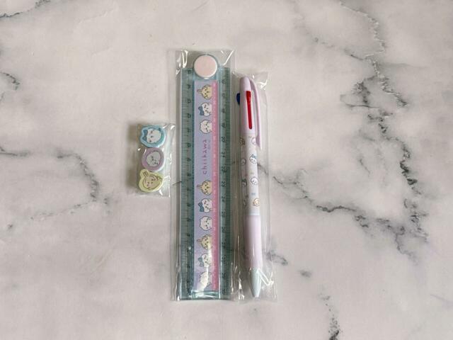 【キラピチ2025年6月号付録 ちいかわ文具セット】マスコット消しゴム、折りたたみ定規、3色ボールペンのセットです