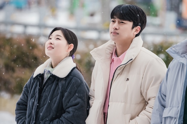 『社長ドル・マート』Huluで独占配信中