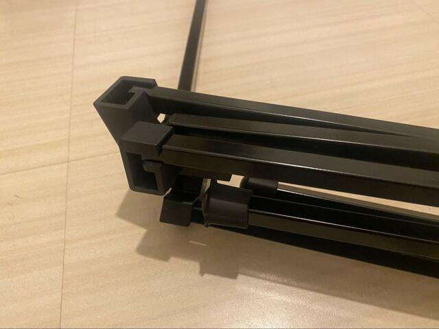 【ワークマン　燃え広がりにくいローチェア】はめるだけの簡単組み立て