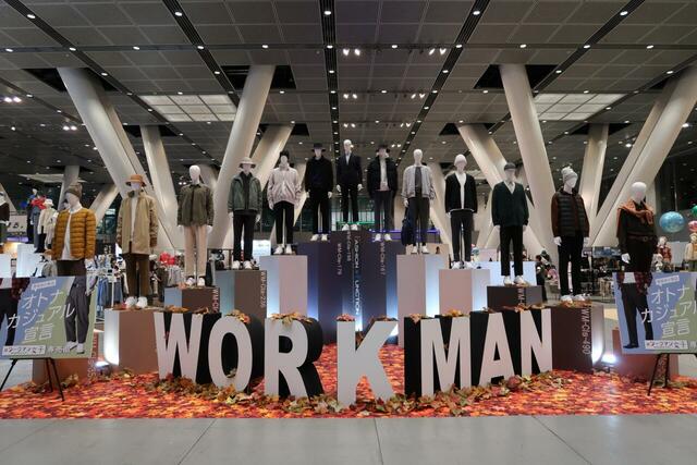 2024年ワークマン秋冬物新製品発表会　大人カジュアルのディスプレイ