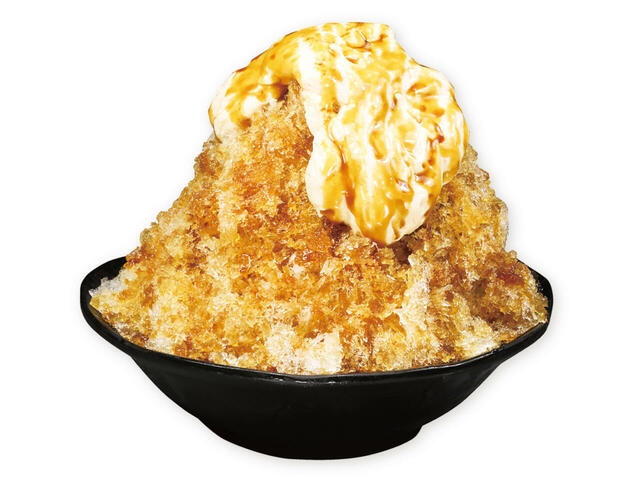 「夢のふわ雪 黒蜜きなこ」<価格:480円(税込)>【くら寿司の「新物うにフェア」で濃厚な旨味と甘味の“うに”を堪能!高級魚“瀬戸内海産 すずき”も数量限定で登場!】