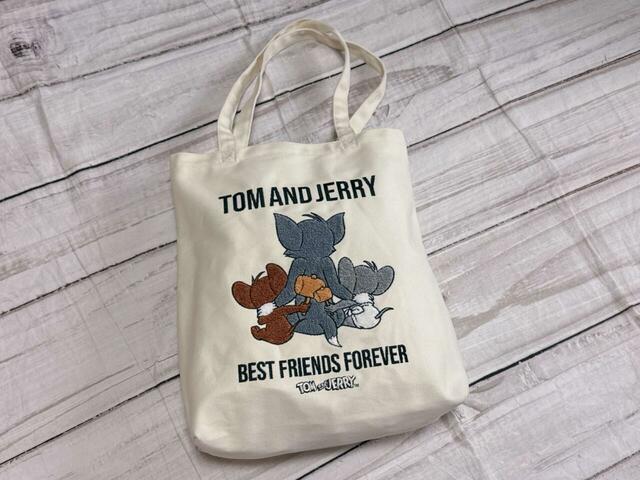 外出先で仕事をする際の荷物を収納！