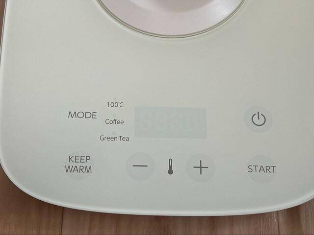 【アイリスオーヤマドリップケトル 温度調節付 IKE-C601T-CW】見ただけで分かるデザイン