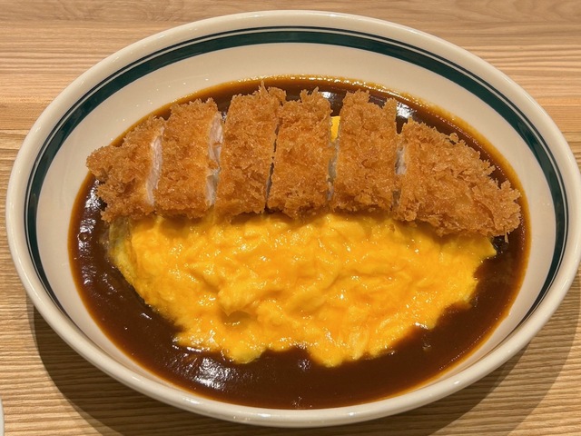 【矢澤チキン】画像はフィレのカツレツ。ムネやモモも選べる