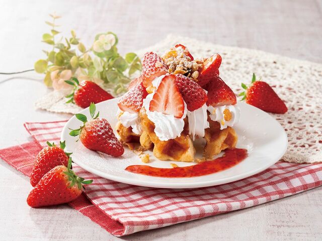 「国産いちご×クロッフル」＜期間：2026年3月12日～4月8日＞【真っ赤に輝く“国産いちご”を贅沢に楽しめる♪WEB予約限定「国産いちご食べ放題」開催中！】