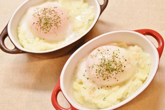 チョイ足しレシピ『ポテトポタージュのエッグスラット風』