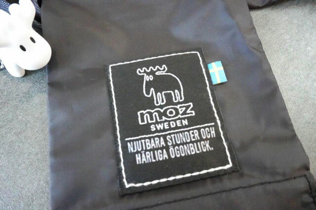手書きデザインなのでいつもの雰囲気と違うエルクのロゴが！【moz（モズ）ショッピングバッグ BLACK】