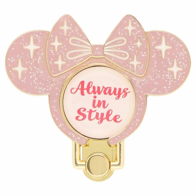 スマートフォンアクセサリー 1,600円|サイズ:縦約6×横約6cm|東京ディズニーリゾート くすみパステルのカチューシャ柄グッズ|販売店舗:東京ディズニーランド「ビレッジショップス」、東京ディズニーシー「エンポーリオ」|発売日:2023年7月6日(木)