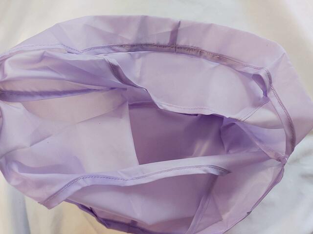 口がガバッと開くので、モノの出し入れもスムーズ