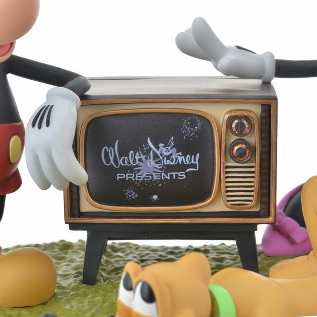 ミッキー、ミニー、プルート フィギュア ライトアップ＆サウンド Disney100 The Eras Collection COLOR 24,200円