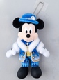 ぬいぐるみバッジ(ミッキーマウス)¥1,700|東京ディズニーシー「クリスマス・ウィッシュ」(2016年)スペシャルグッズ