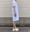 【UNIQLO（ユニクロ）】クルーネックTワンピース（半袖）ホワイト　Sサイズ着用