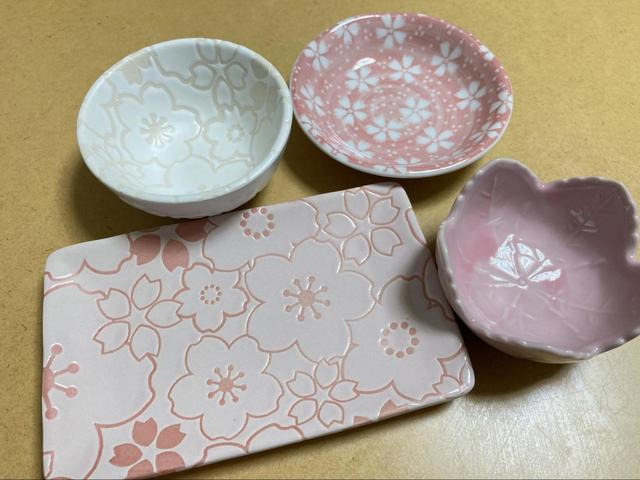 100円とは思えないクオリティの桜柄