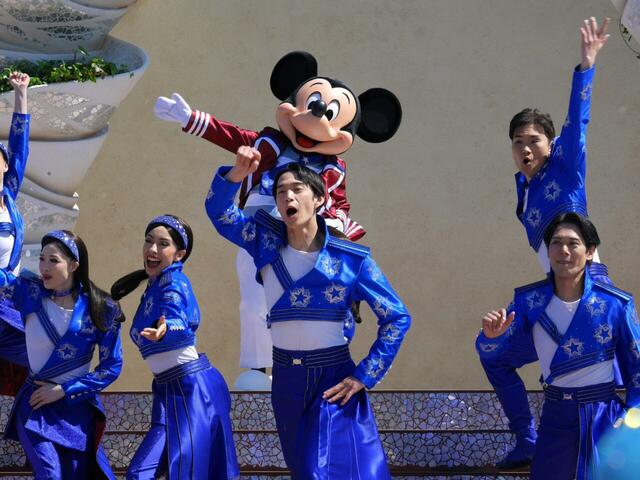 「東京ディズニーシー　25周年“スパークリング・ジュビリー”」ダンス・ザ・グローブ！