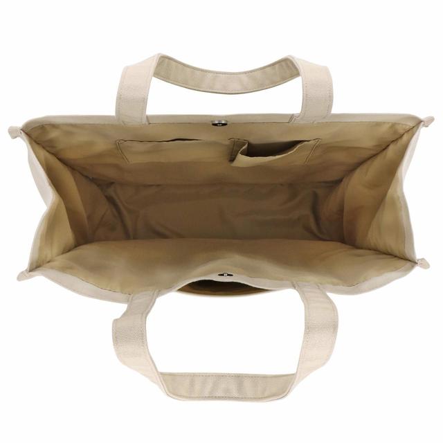 トートバッグ 3,900円｜サイズ：高さ約38×幅約39×マチ約16cm