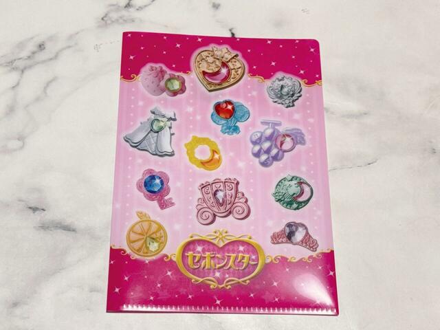 【Seria×セボンスター】A5 見開きクリアファイル：110円（税込）