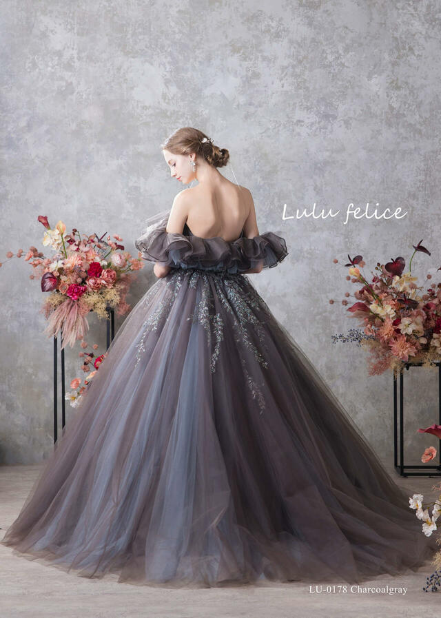 【クラウディア】「Lulu felice（ルル・フェリーチェ）」新作ウェディングドレス｜LU-0178_Charcoalgray