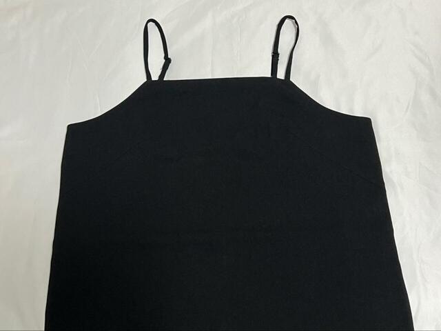 【AMERICAN HOLIC イージーケアジレベスト＋Iラインワンピース】カラーはブラックとライトベージュの2展開です