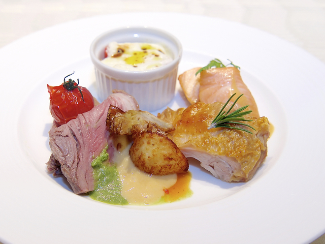 「オチェーアノ」ランチブッフェ／ディナーブッフェ｜東京ディズニーシー・ホテルミラコスタ 2016年「スウィート・ダッフィー」※2016年2月14日（日）までのメニュー