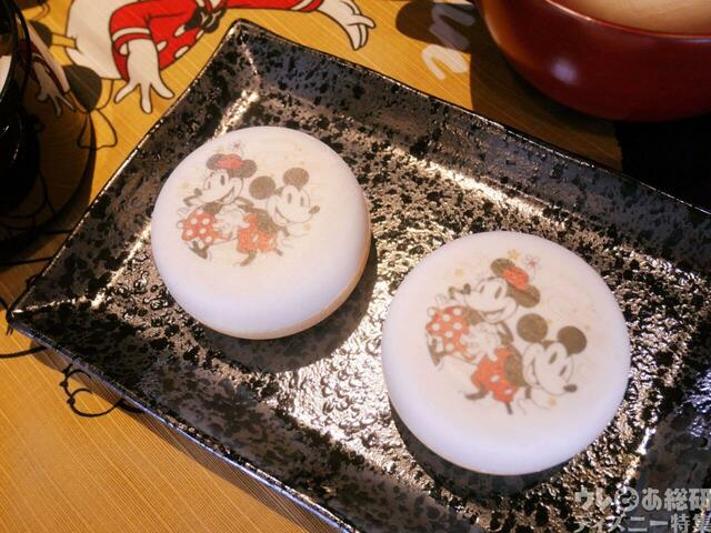 おせち・三段重「ミッキー&ミニー」|27,900 円(税込)