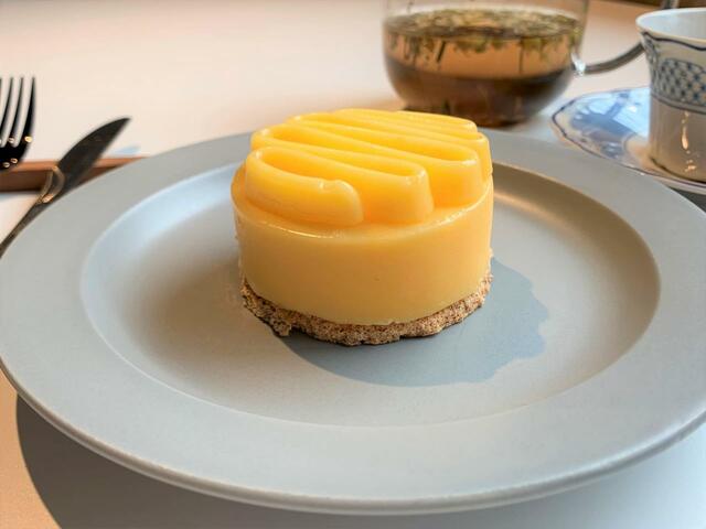 「レモンケーキ」酸っぱさのあとにほのかな甘みを感じる