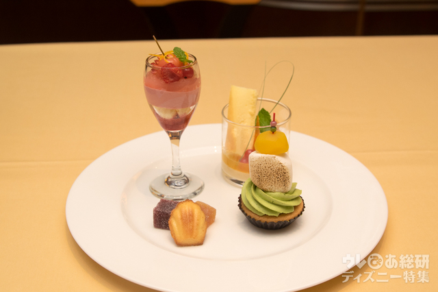 “ディズニー・イースター”エンパイアランチ 4,200円|ディズニーアンバサダーホテル「エンパイア・グリル」