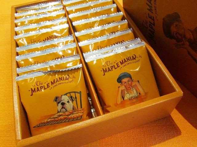 東京駅手みやげ：メープルマニア　メープルバタークッキー　中身