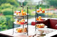 マンゴーを使用したロールケーキやタルトをはじめ、こだわりの逸品が目白押しのアフタヌーンティー。ホテルニューオータニ 「ティー＆カクテル ガーデンラウンジ」【東京・永田町】