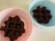 【ロピア ベルギーリエージュワッフル（チョコレートコーティング）】香ばしいワッフルにチョコがたっぷり！袋を開けた瞬間から甘い香りが広がります◎