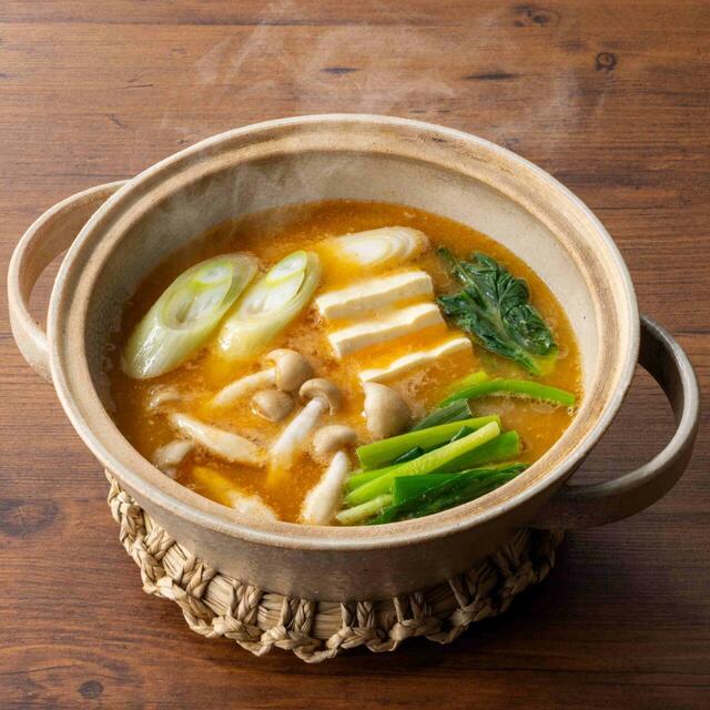 「仙台風コクまろ味噌だし」<期間:2025年5月15日〜7月中旬>【しゃぶ葉で「初夏の牛たんフェア」スタート!夏の定番「レモンハーブだし」&新登場「仙台風コクまろ味噌だし」で牛たん食べ放題!】