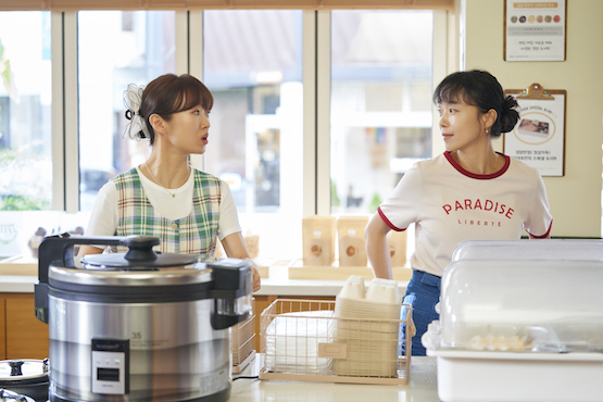 Netflixシリーズ『イルタ・スキャンダル 〜恋は特訓コースで〜』独占配信中