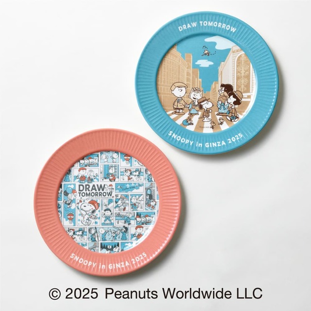 【スヌーピー in 銀座 2025】メラミンプレート 各1,980円（全2種）／新館7階 催物会場
