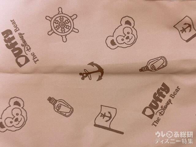 ケープコッドモチーフの総柄