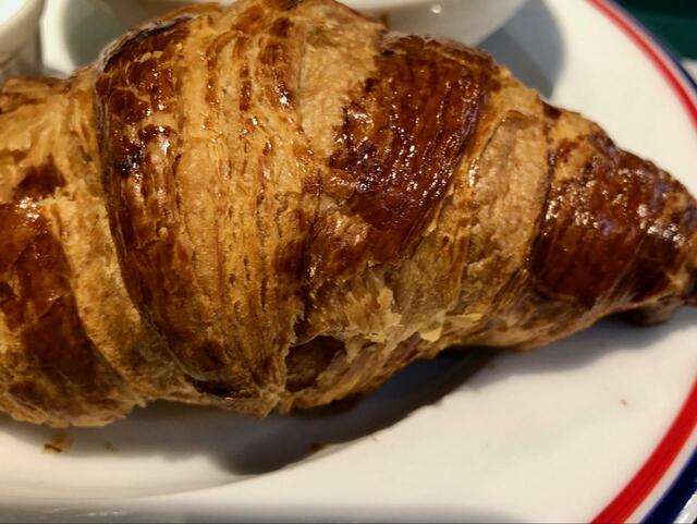 【PRONTO モーニングメニュー　トーストセット】こんがり焼けたクロワッサンが美味しそう