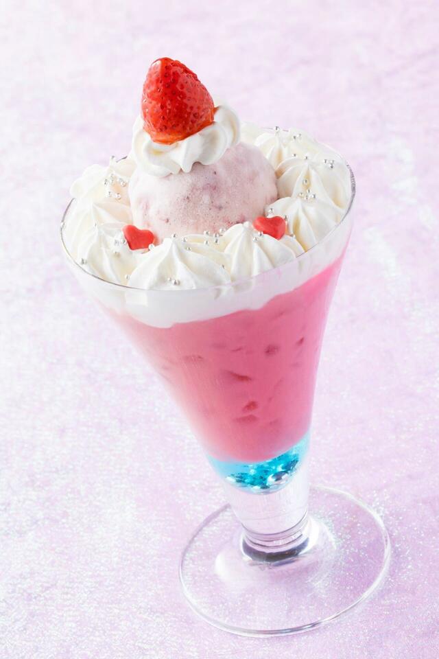 ディズニー・パルパルーザ“ミニーのファンダーランド”スペシャルドリンク|ディズニーアンバサダーホテル「ハイピリオン・ラウンジ」