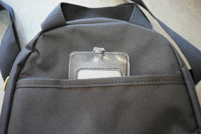 フロントポケット【星野リゾート ガバッと開く超優秀ショルダーバッグ】